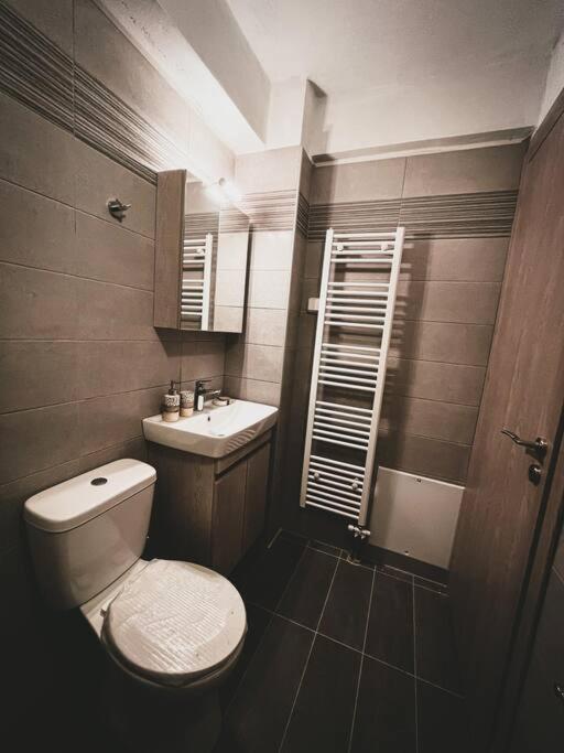 Escala Double Loft 1 & Parking In The City Center Vólos Extérieur photo